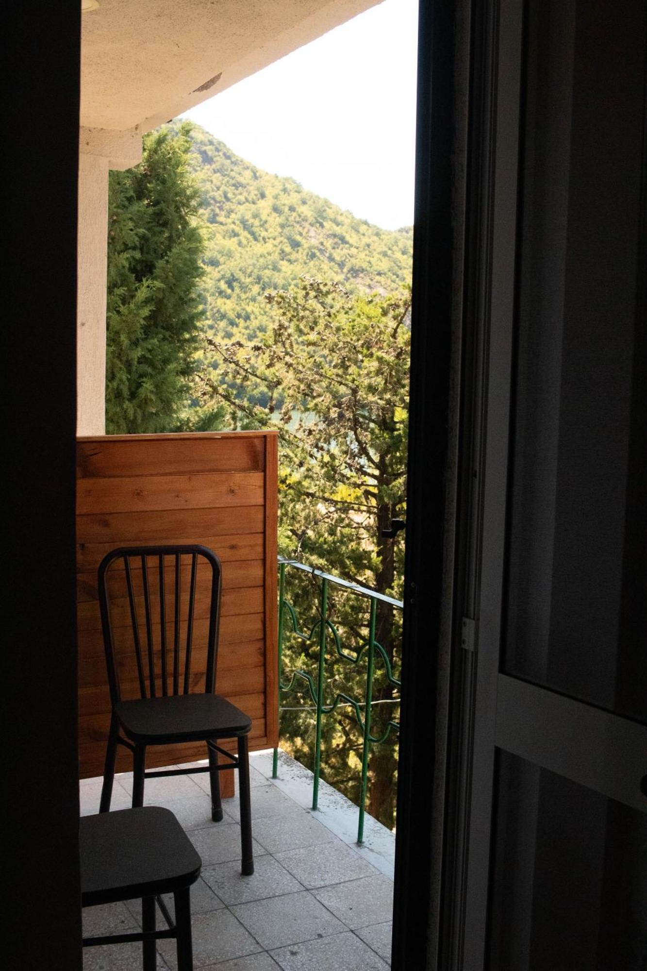 Agroturizem Hotel Vila Franceze Koman Exterior foto